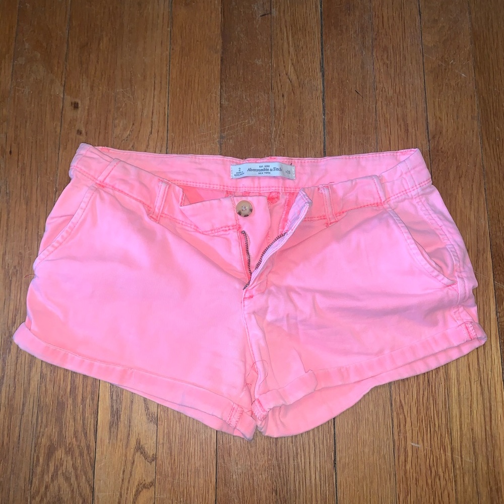 Hollister pink shorts